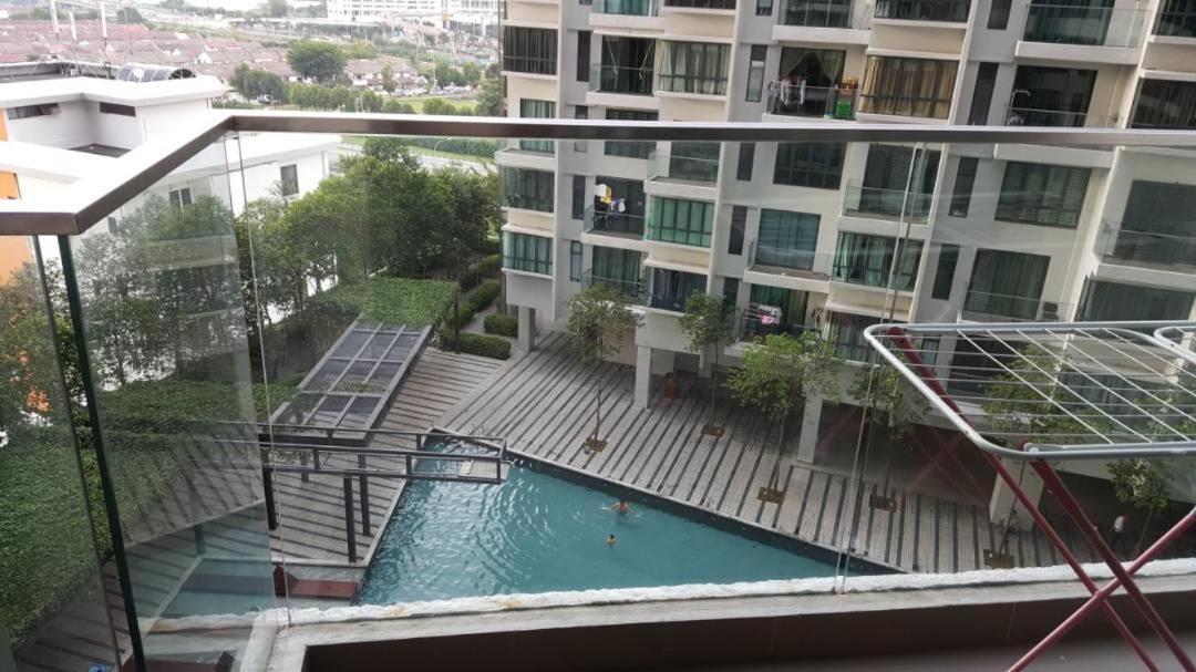 Homestay D'Univ 360 Place Seri Kembangan Bagian luar foto
